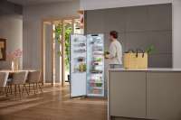 Miele K 7797 C L  Einbau-Kühlschrank mit ActiveDoor, PerfectFresh Active und FlexiLight 2.0 für maximalen Komfort.